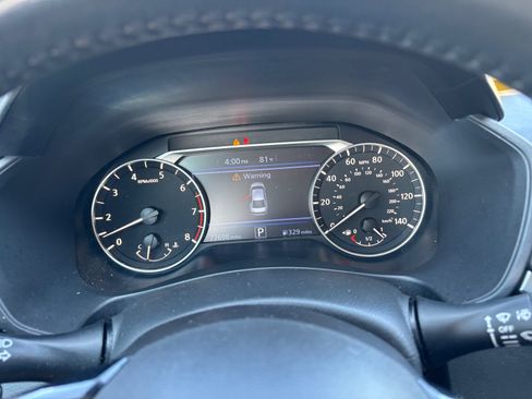 Used 2022 Nissan Altima 2.5 SV w/ SV Premium Package FWD image 14