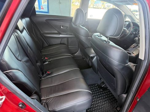 Used 2013 Toyota Venza LE AWD/4WD image 19
