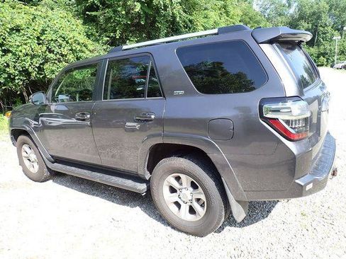 Certified 2019 Toyota 4Runner SR5 Premium AWD/4WD image 5