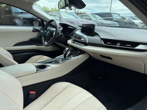 Used 2015 BMW i8 AWD/4WD image 17