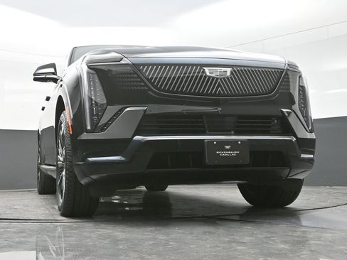 New 2026 Cadillac Escalade IQ Sport 2 w/ LPO, Floor Liner Package image 9