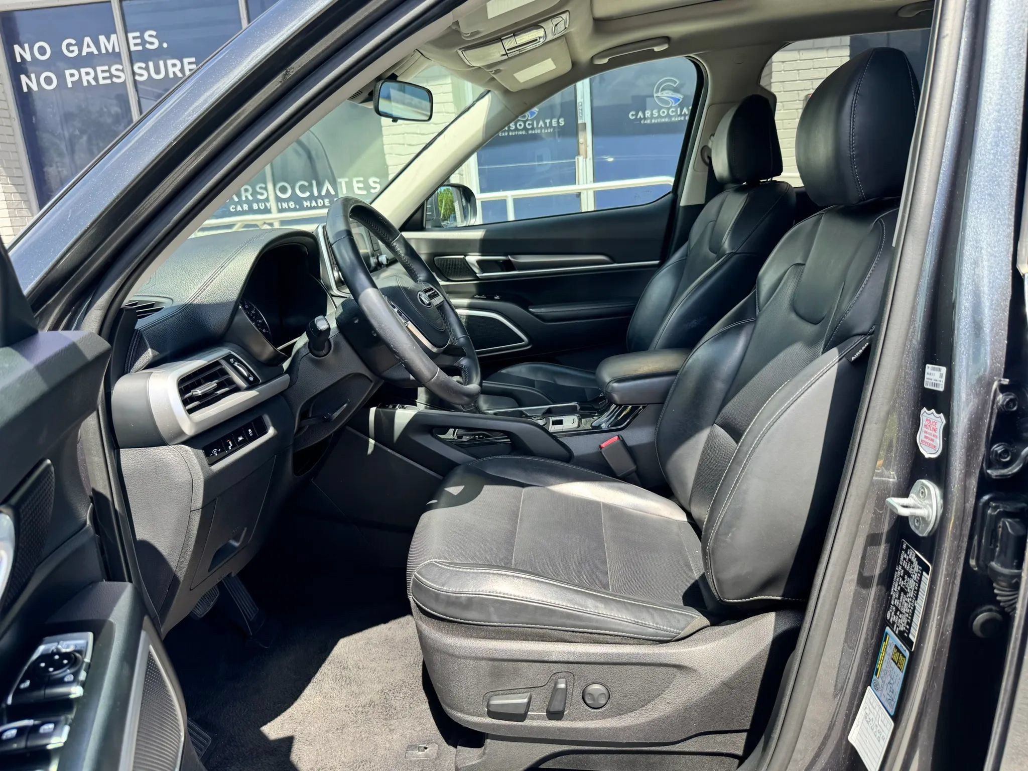 Used 2020 Kia Telluride S AWD/4WD image 16