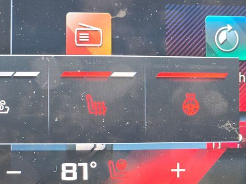 Used 2025 BMW X7 M60i image 6