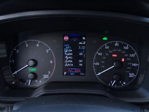 Used 2025 Toyota Corolla LE image 25