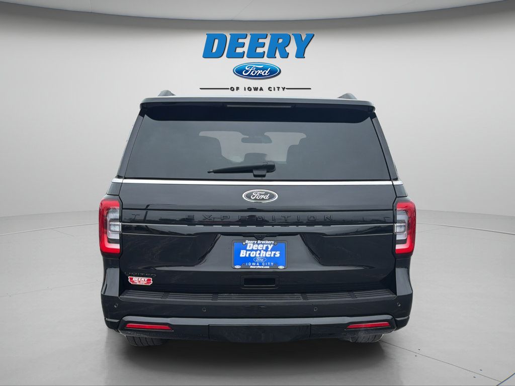 Used 2023 Ford Expedition Limited AWD/4WD image 12