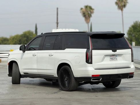 Used 2021 Cadillac Escalade ESV Premium Luxury w/ Driver Assist Tech Package RWD image 2
