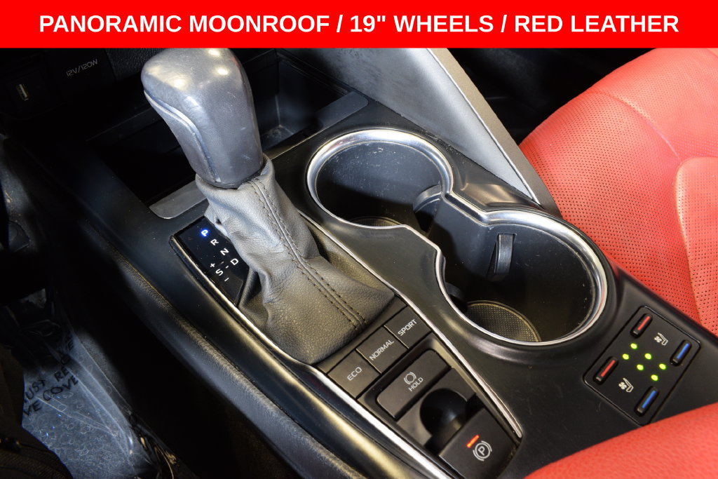 Used 2020 Toyota Camry XSE w/ Driver Assist Package FWD image 25