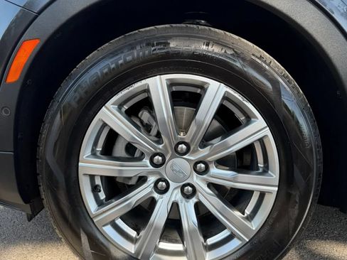 Used 2023 Cadillac XT4 Premium Luxury w/ Enhanced Visibility Package FWD image 21