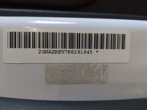 Used 2019 Chevrolet Equinox LT FWD image 33