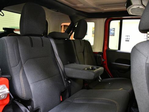 Used 2025 Jeep Wrangler Sport S image 51