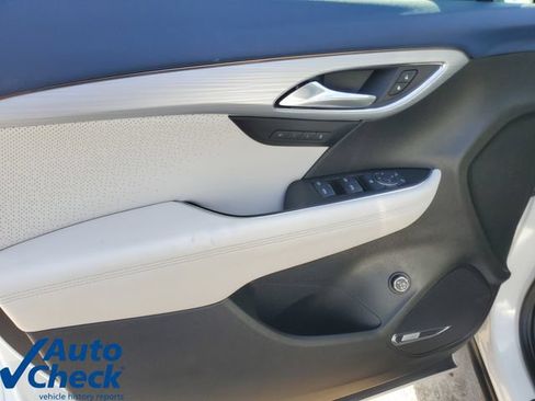 Used 2024 Buick Envision Avenir AWD/4WD image 20