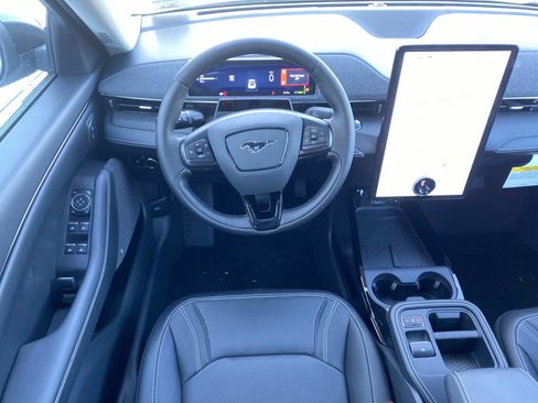 New 2025 Ford Mustang Mach-E Premium image 12