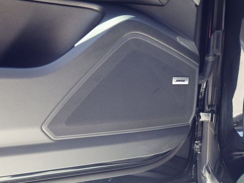 Certified 2025 Porsche Cayenne E-Hybrid AWD/4WD image 13