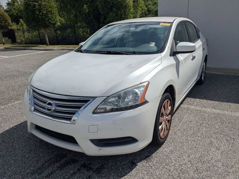 Used 2013 Nissan Sentra S image 2