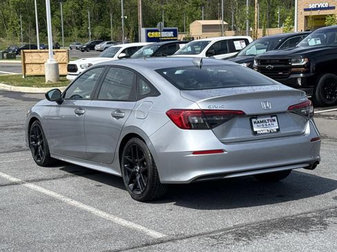 Used 2024 Honda Civic Sport image 4