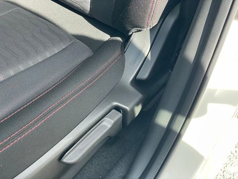 Used 2025 Subaru Impreza 2.0i Sport image 13