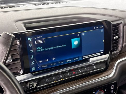 Used 2024 Chevrolet Silverado 1500 LT image 14