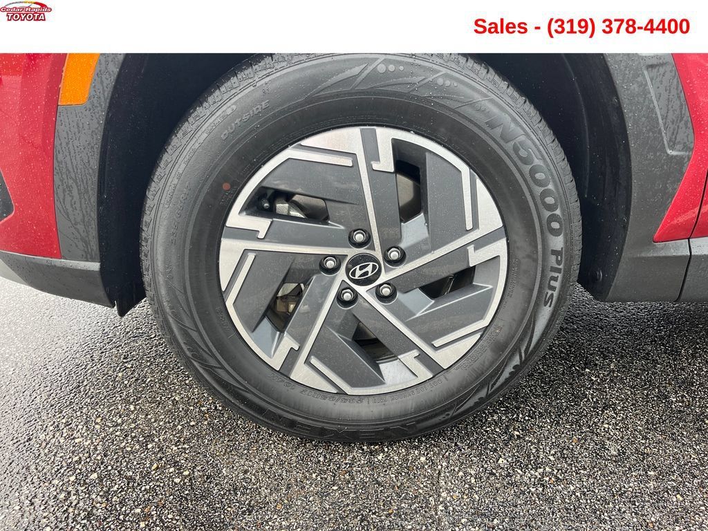 Used 2025 Hyundai Tucson Blue AWD/4WD image 11