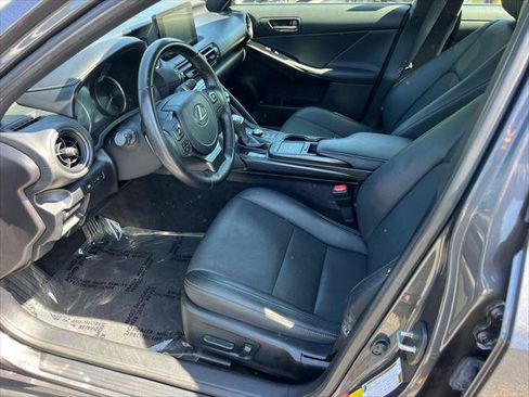 Certified 2023 Lexus IS 300 w/ Comfort Package image 10