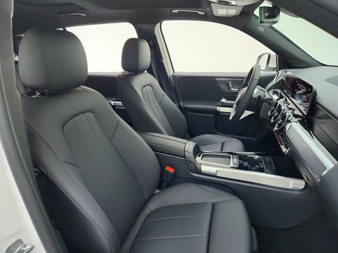 New 2026 Mercedes-Benz GLB 250 image 20