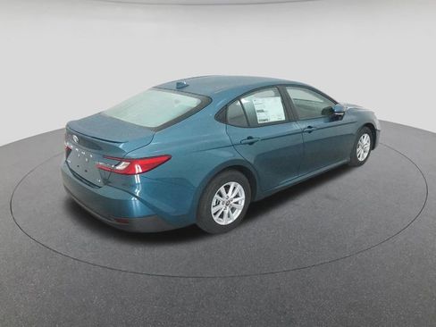 New 2026 Toyota Camry LE image 9