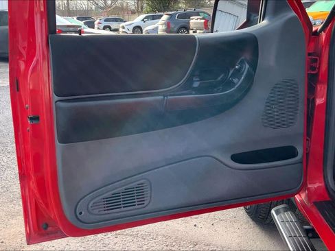 Used 2010 Ford Ranger XLT image 17