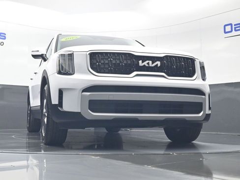 New 2025 Kia Telluride LX FWD image 40