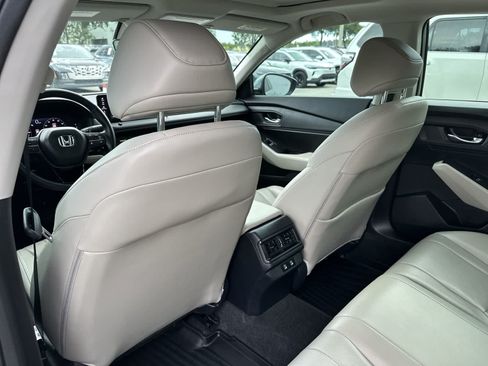 Used 2025 Honda Accord EX-L image 18