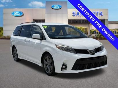 Used 2019 Toyota Sienna SE