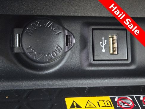 Used 2024 Toyota RAV4 XLE Premium image 17