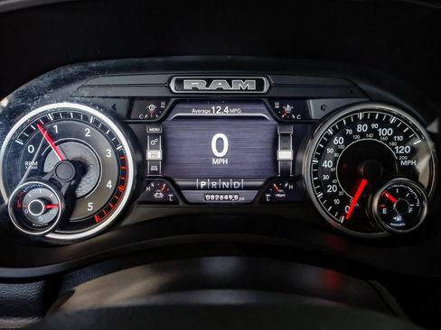 Used 2022 RAM 3500 Laramie AWD/4WD image 17