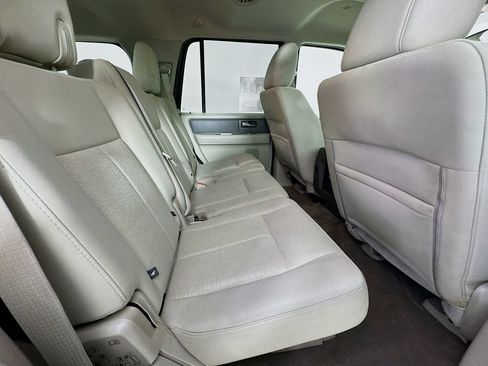 Used 2013 Ford Expedition XLT w/ HD Trailer Tow Pkg RWD image 31