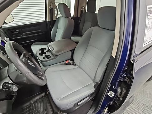 Used 2014 RAM 1500 Express image 19