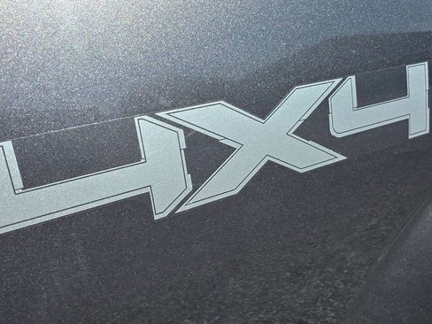 Used 2014 Ford F150 Lariat w/ Lariat Chrome Package image 28