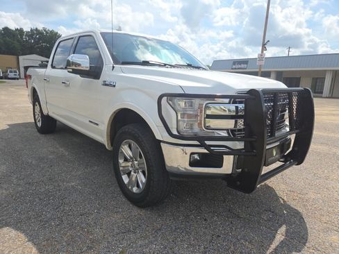 Used 2018 Ford F150 Lariat w/ Equipment Group 502A Luxury AWD/4WD image 1