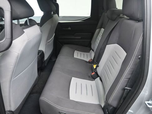 Used 2025 Toyota Tacoma TRD Off-Road image 29