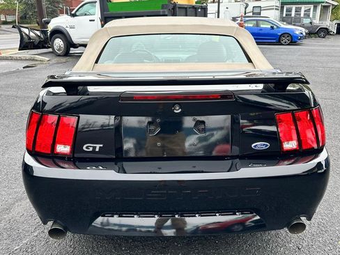Used 2004 Ford Mustang GT Premium image 5
