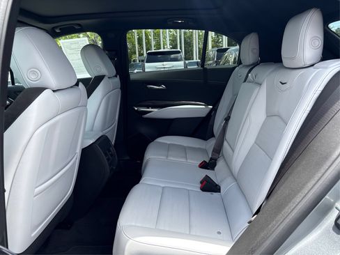Certified 2024 Cadillac XT4 Sport FWD image 12