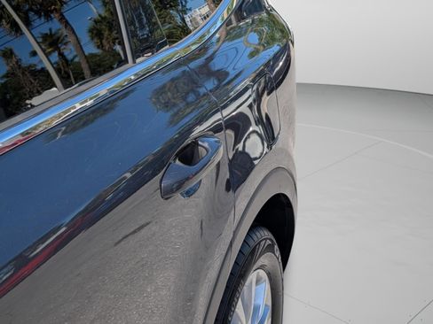 Used 2020 Kia Telluride LX FWD image 17
