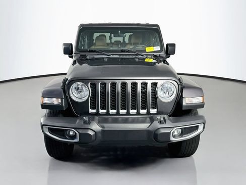 Used 2022 Jeep Gladiator Overland w/ Popular Equipment Package AWD/4WD image 2