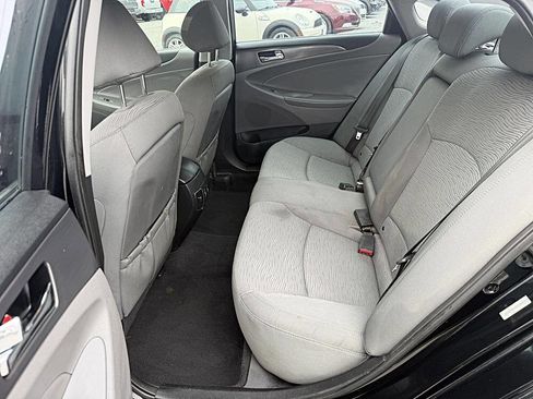 Used 2011 Hyundai Sonata Hybrid FWD image 12