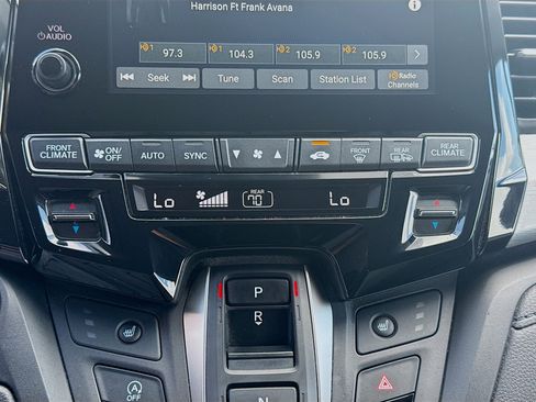 Certified 2024 Honda Odyssey Elite image 14
