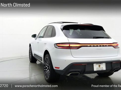 Used 2022 Porsche Macan image 7