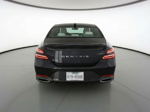 Used 2025 Genesis G70 2.5T RWD image 7
