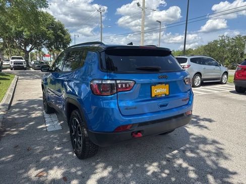 Used 2025 Jeep Compass Trailhawk AWD/4WD image 5