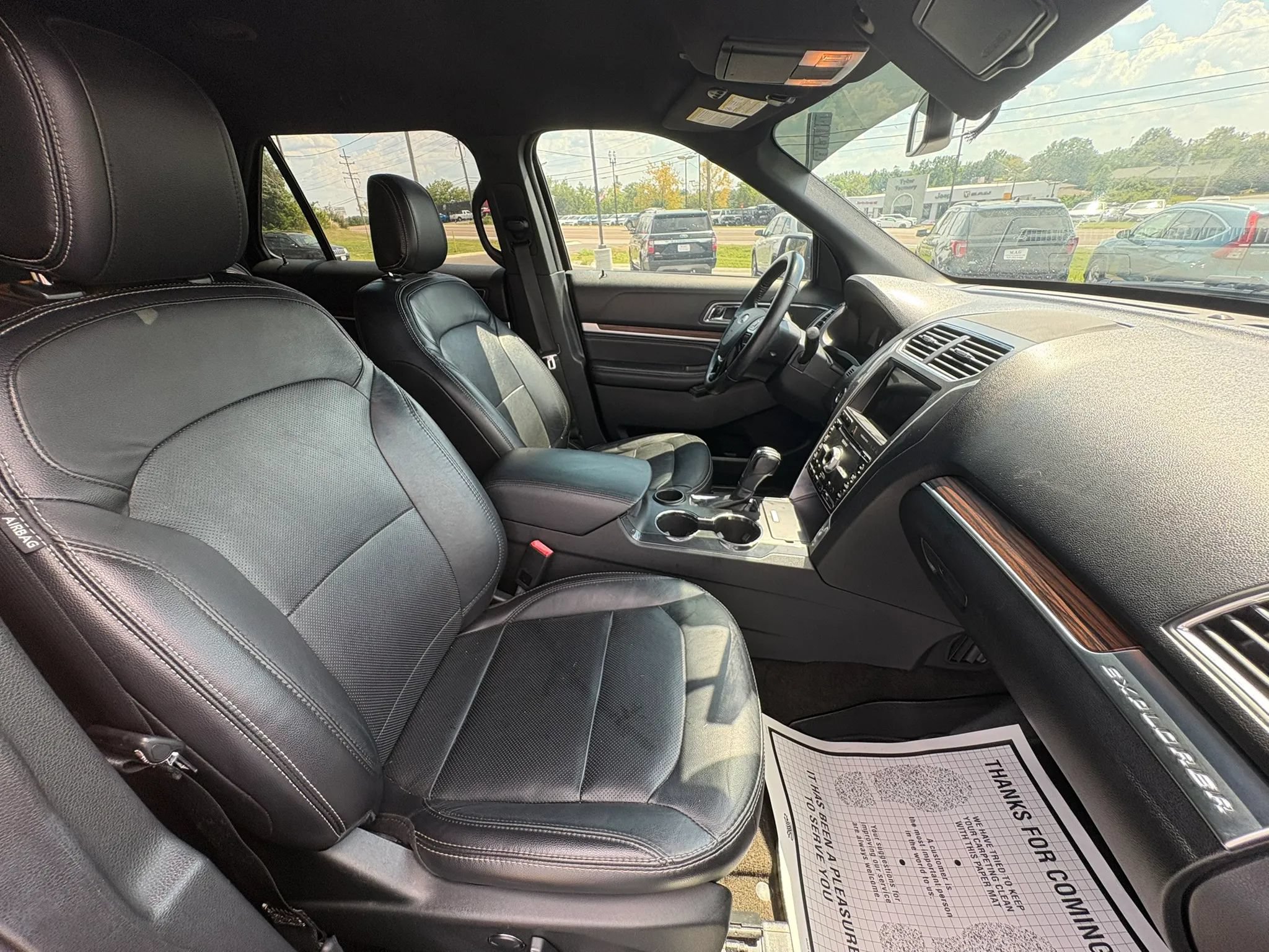 Used 2018 Ford Explorer Limited FWD image 31