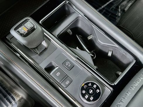 Used 2024 Nissan Pathfinder Rock Creek AWD/4WD image 15