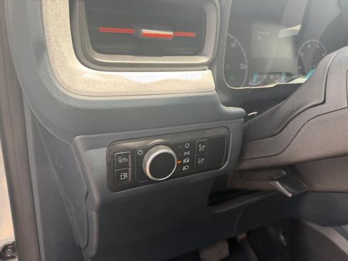 Used 2022 Chevrolet Malibu LT FWD image 10