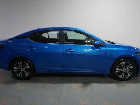 Used 2023 Nissan Sentra SV image 6