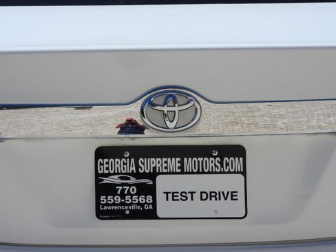 Used 2012 Toyota Camry XLE image 22